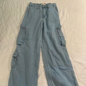 Universal Thread Light Blue Wide Leg Jeans Size 4